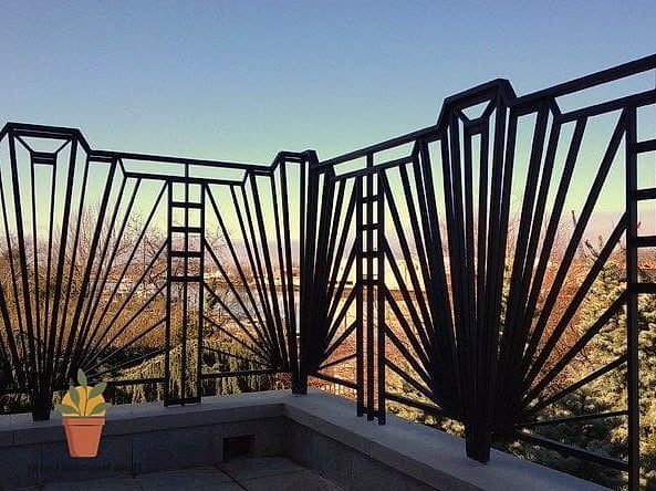18 Iron Balcony Railing Designs You Need to See Right Now 6 Art Deco Inspired Iron Railings
