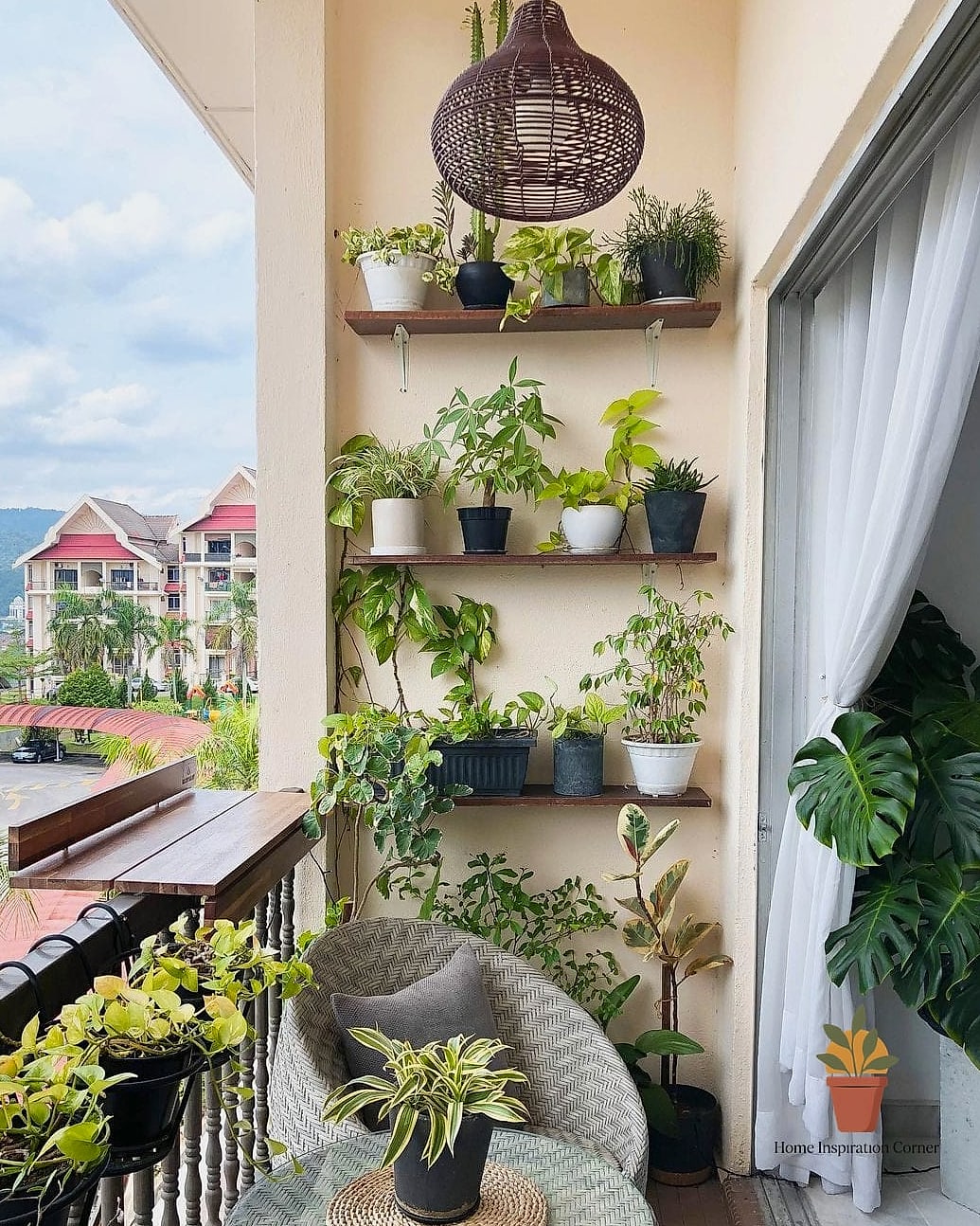 Mini Outdoor Rug Layering