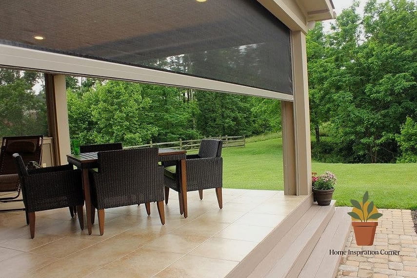 Retractable Vinyl Weather Curtains