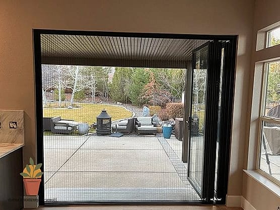 Bifold Doors with Integrated Screens