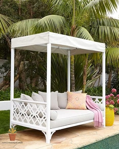 21 Outdoor Daybed Inspiration Boards You'll Want to Copy 3 Canopy-Covered Daybed for Shade