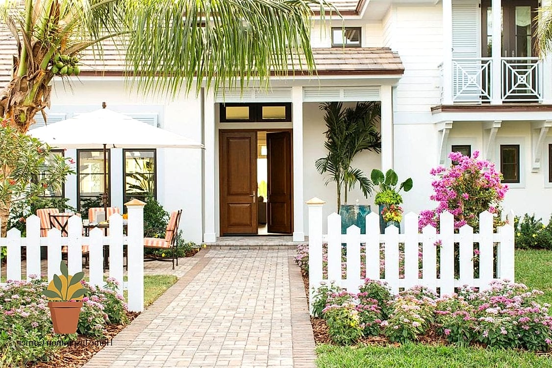 Classic White Picket-Style Railing