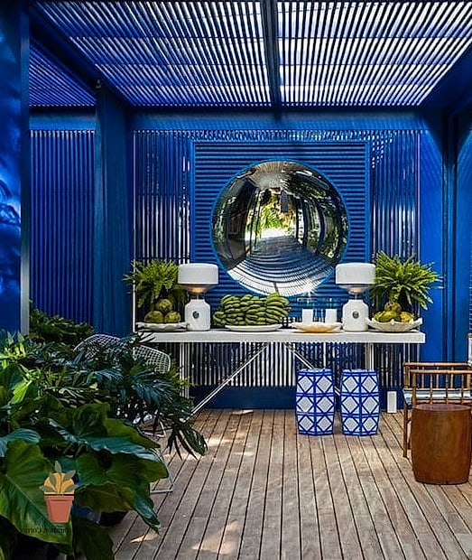 21 Creative Patio Andaluz Ideas You Haven't Seen Before 7 Cobalt Blue Tile Risers on Outdoor Stairs