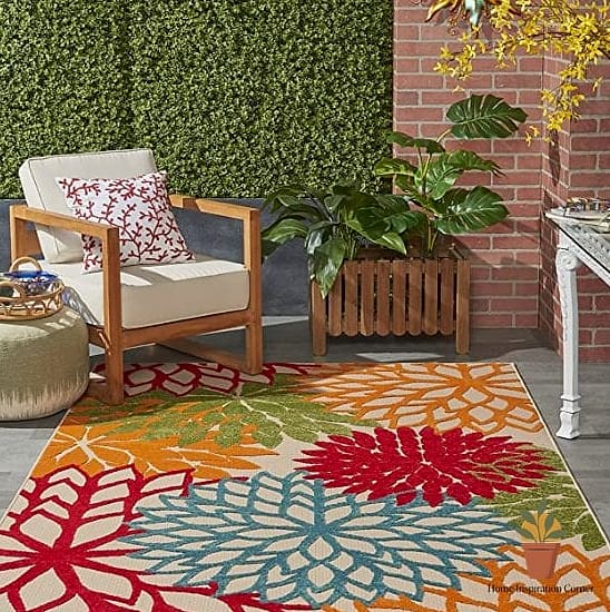 Color-Block Rugs for a Playful Vibe