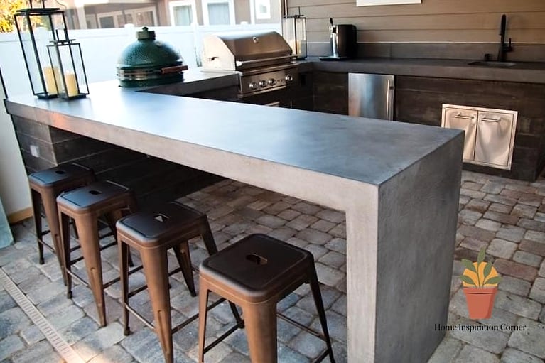 23 Creative Dapur Outdoor Ideas You Haven't Seen Before 3 Concrete Countertop Island with Built-In Charcoal Grill