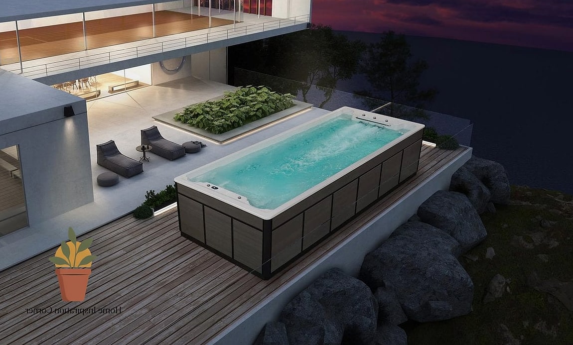 Contemporary Glass Wall Enclosure