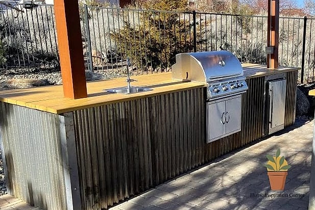23 Creative Dapur Outdoor Ideas You Haven't Seen Before 11 Corrugated Metal Roof with Exposed Wood Beams