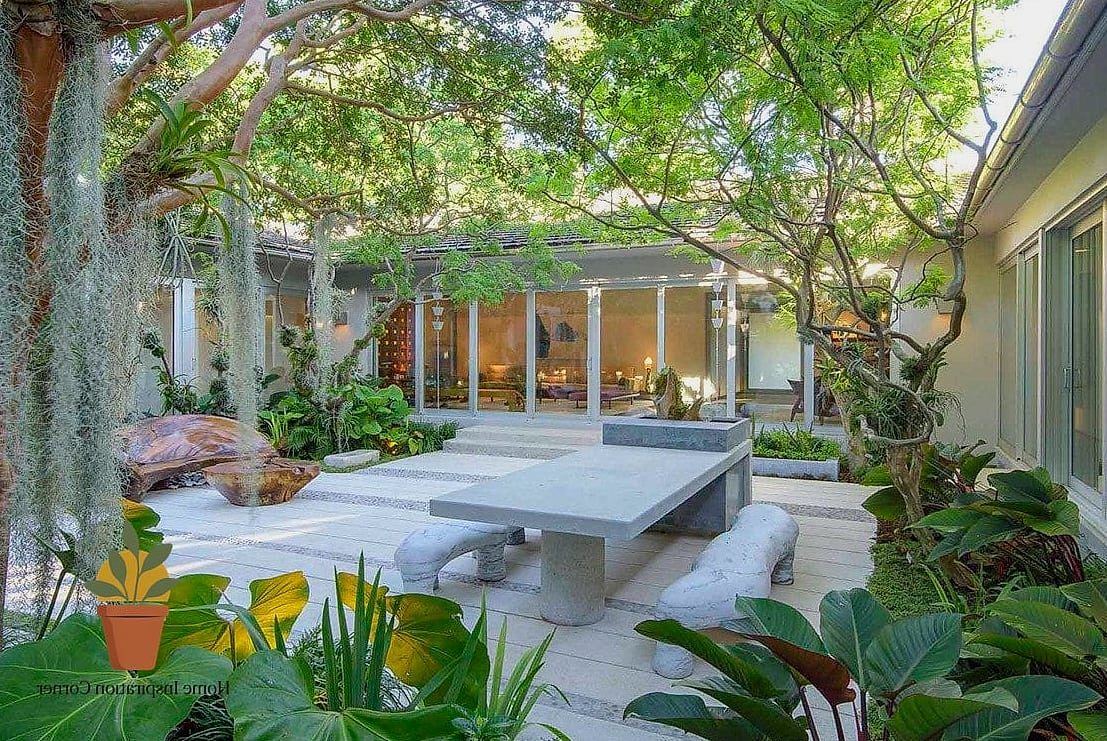 Courtyard-Style Enclosed Layout