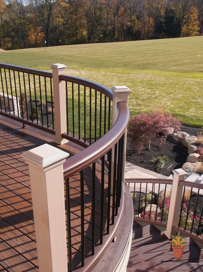 Curved or Rounded Corner Railing