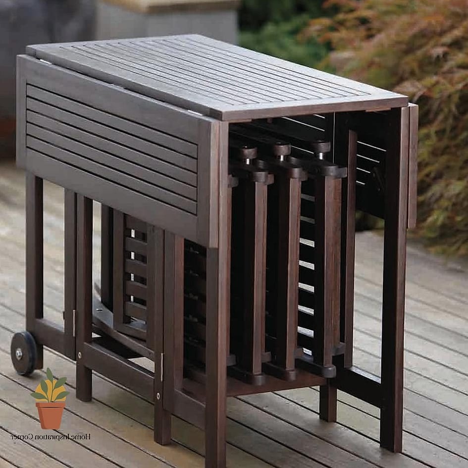 A Fold-Down Wall-Mounted Table