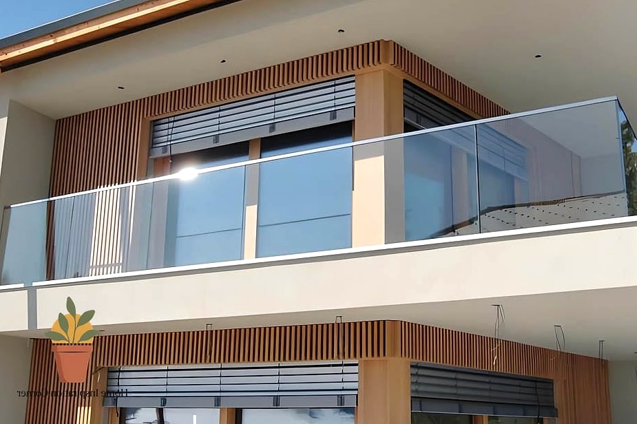 Frameless Glass with Standoff Hardware