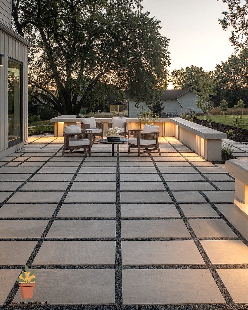 15 Outdoor Pavers Looks We're Obsessed With This Year 3 Large-Format Concrete Slabs