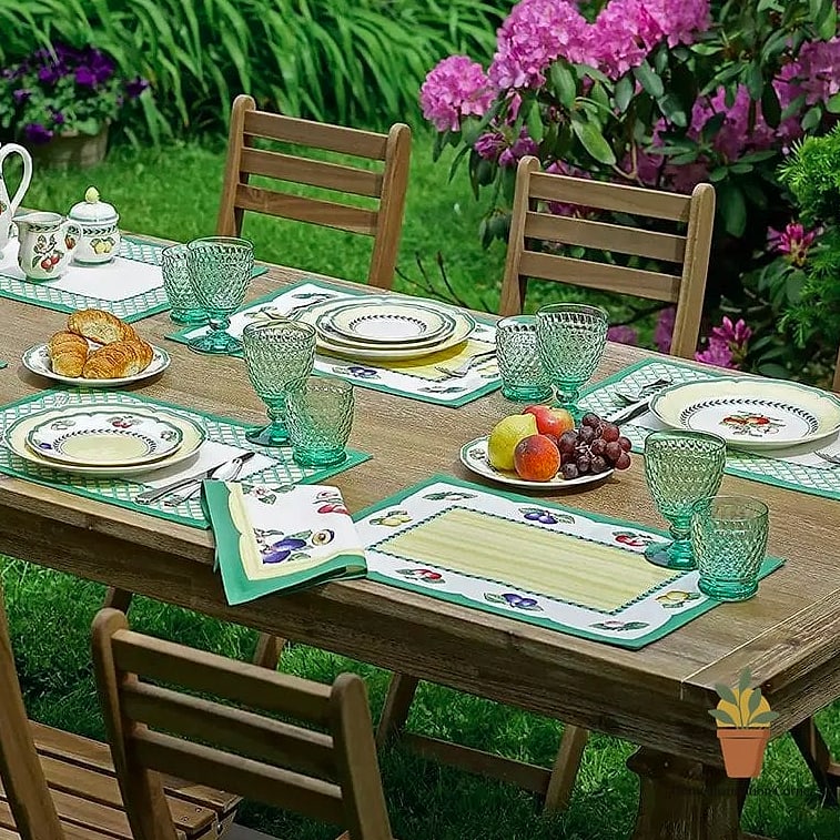 Layered Placemats in Mixed Textures