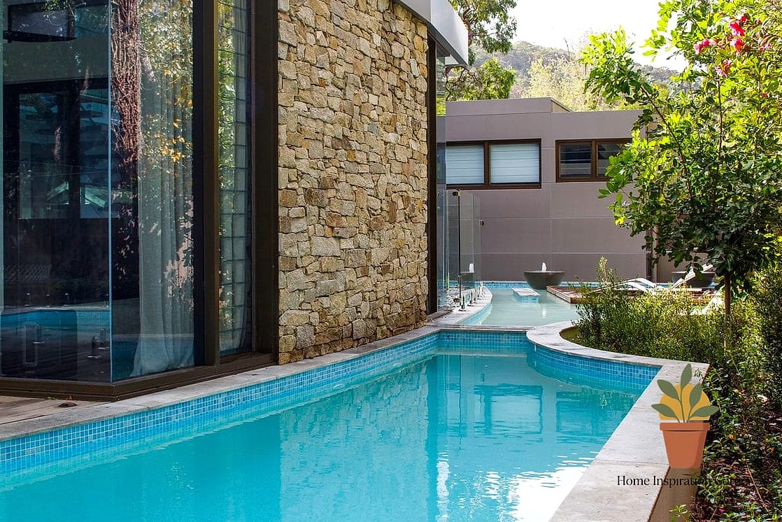 Pools with Integrated Fire Features