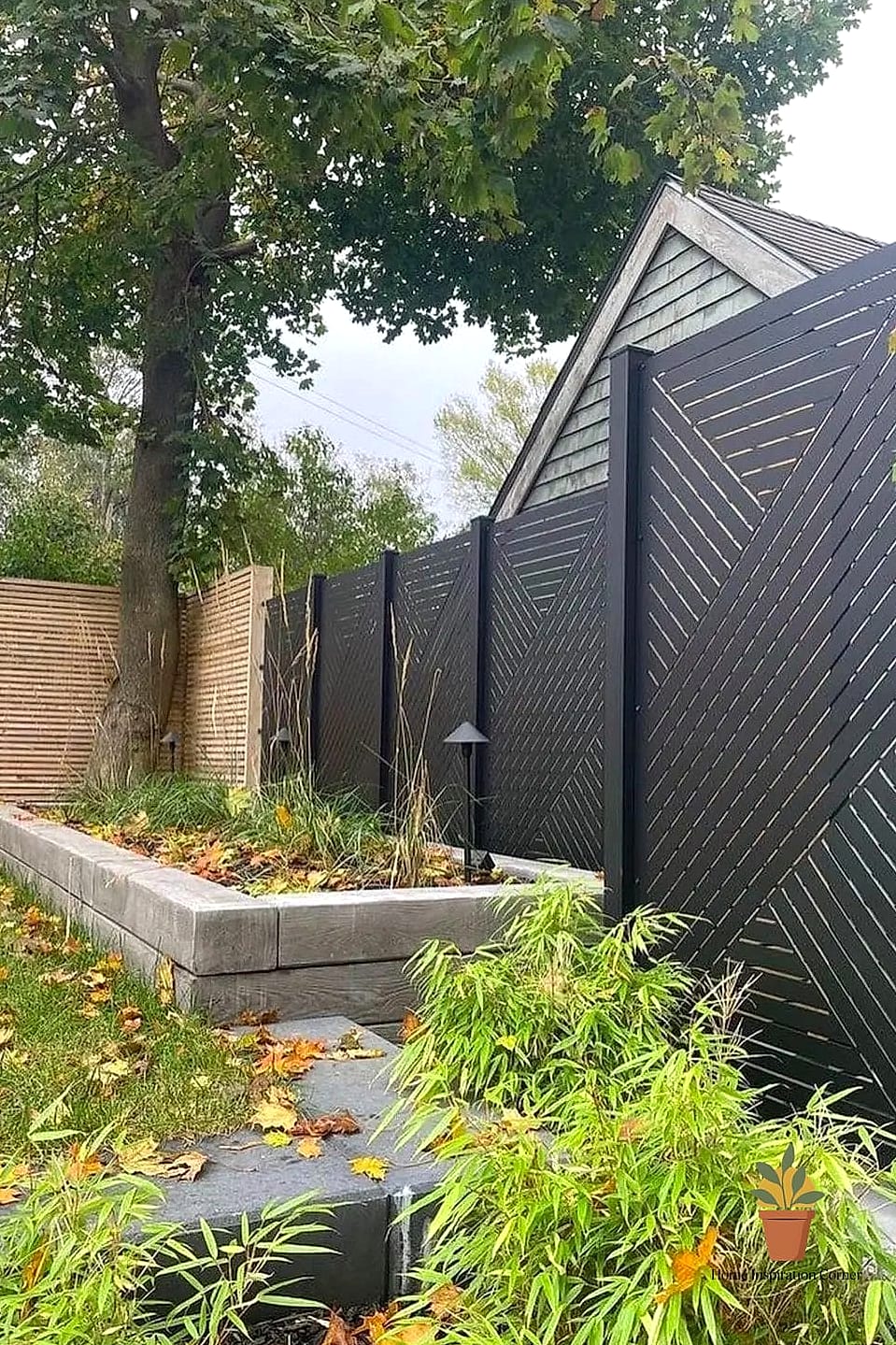 A Privacy Screen Made from Horizontal Slat Fencing