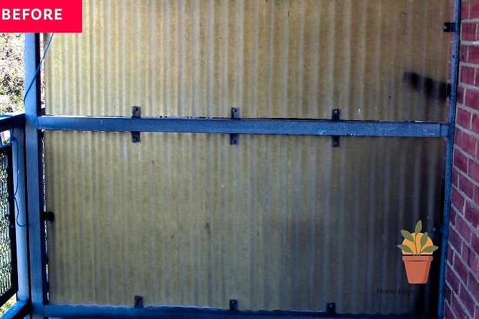 Rusty Metal Railing Gets a Fresh Coat of Matte Black Paint