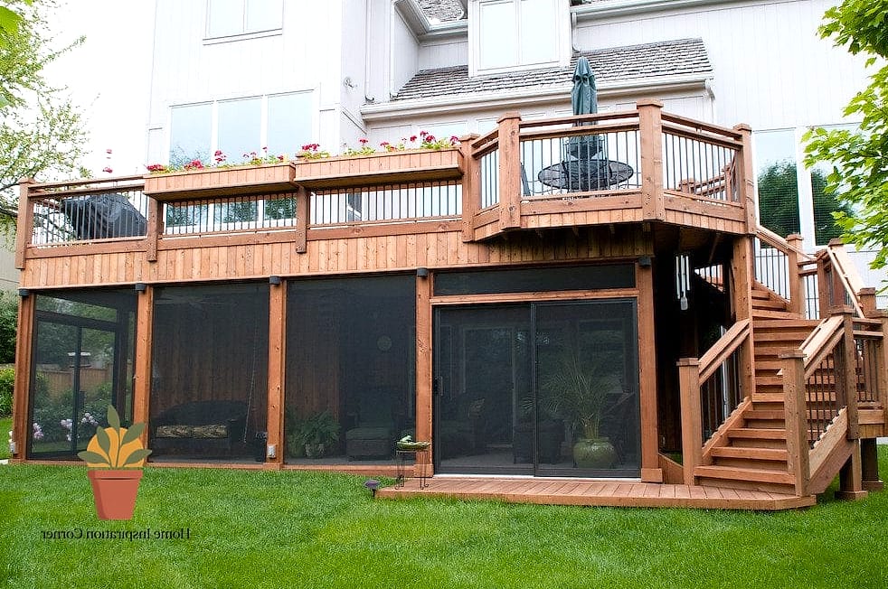 Screened-In Under Deck Room