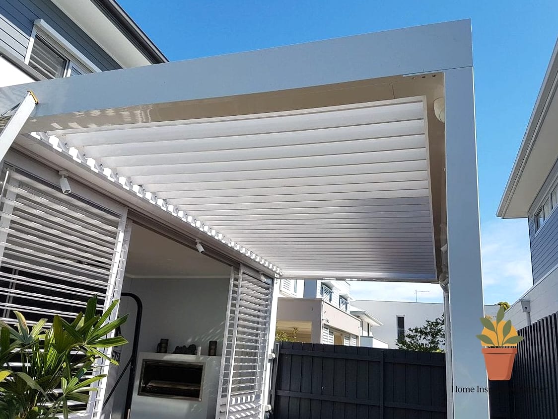 Shutters That Match the Roof Color