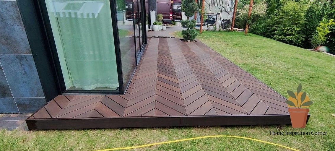 Terrace with Chevron Wood Pattern