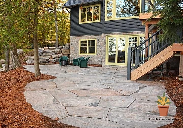 Tight-Fit Flagstone for a Cleaner, More Modern Look