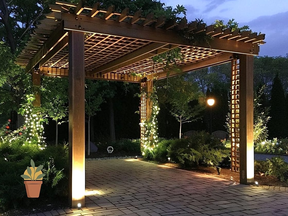 Use Uplighting on the Support Posts