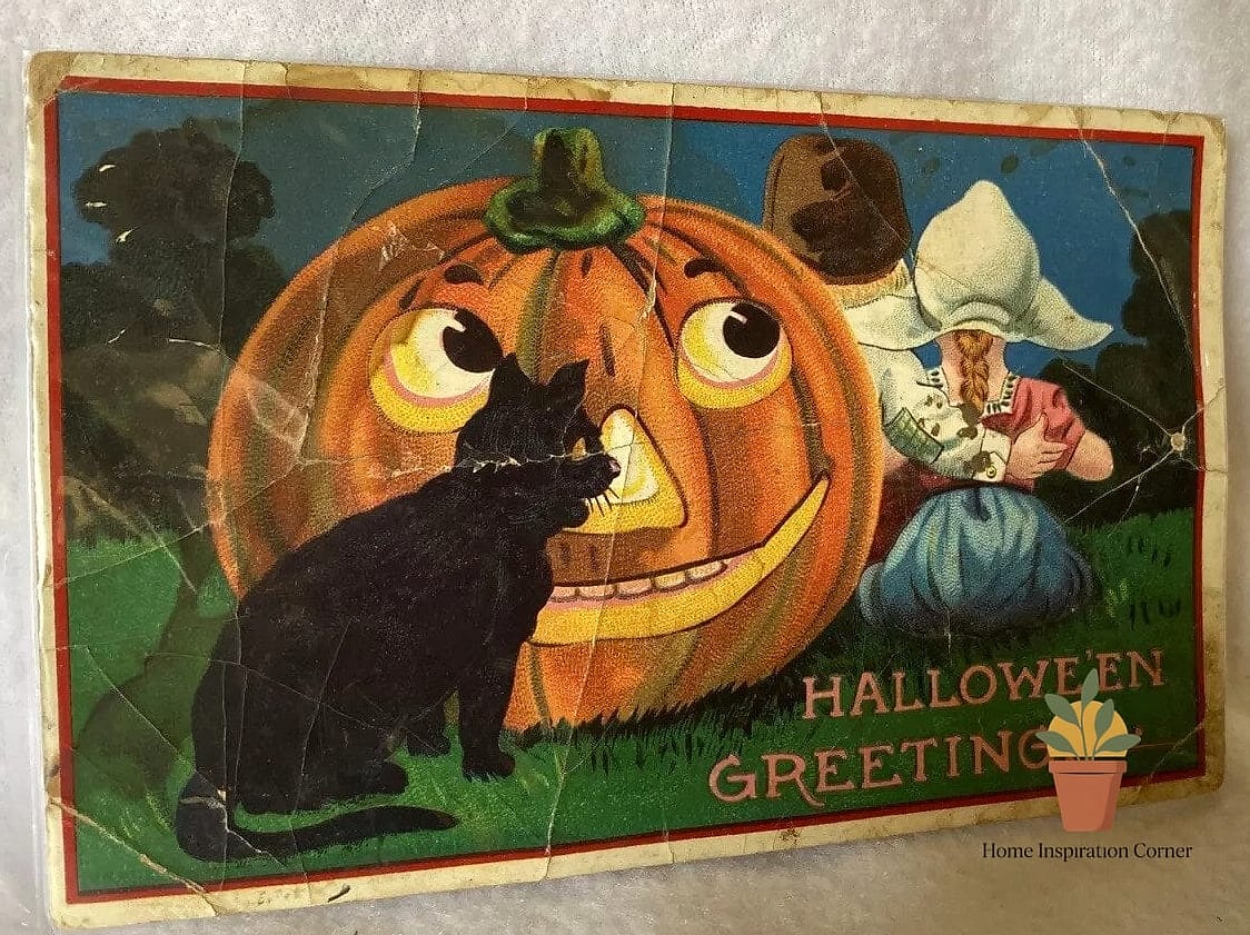 Vintage Halloween Postcard Theme
