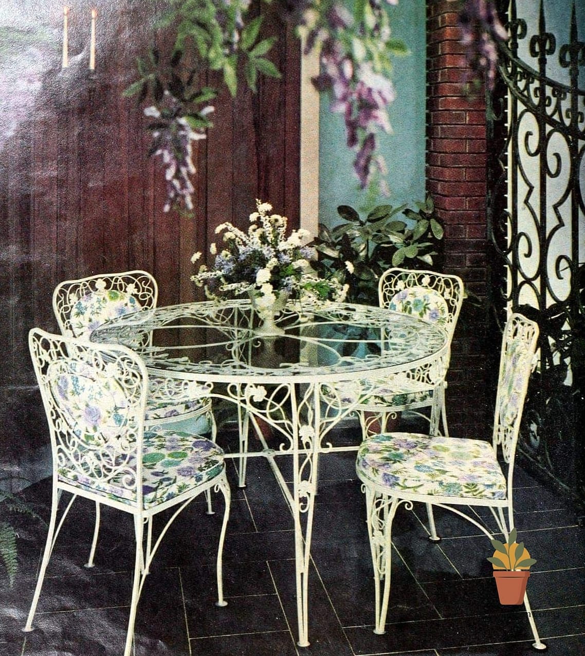 Vintage-Inspired Wrought Iron Set