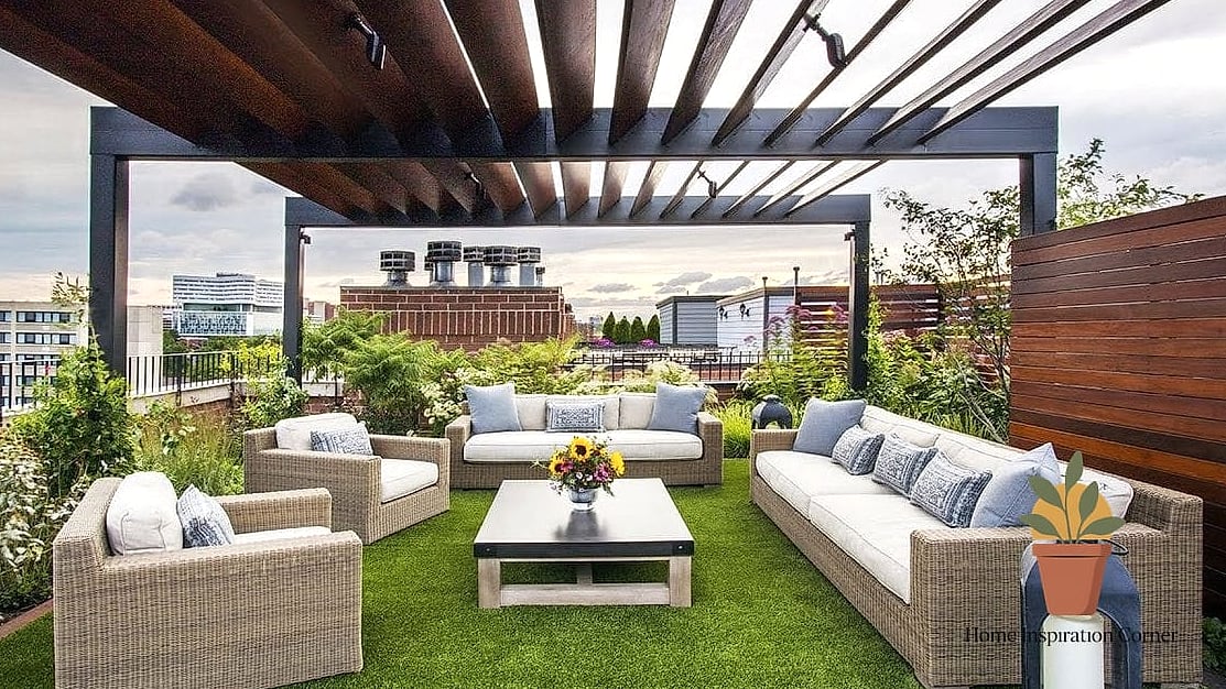 A Weatherproof Outdoor Rug to Define the Space